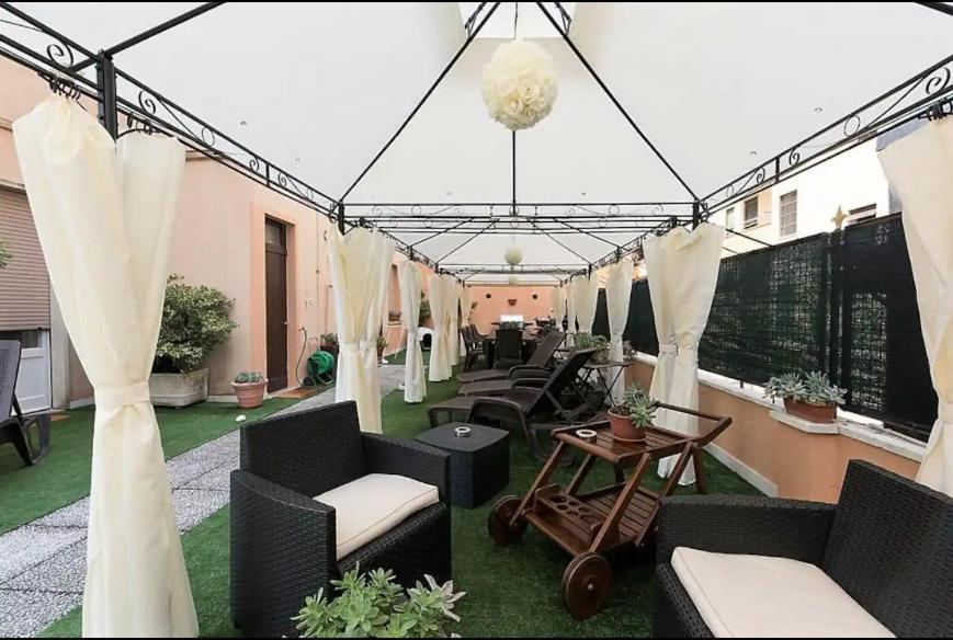 Terrazze Italiane City Center - Red Apartment Verona Exteriör bild