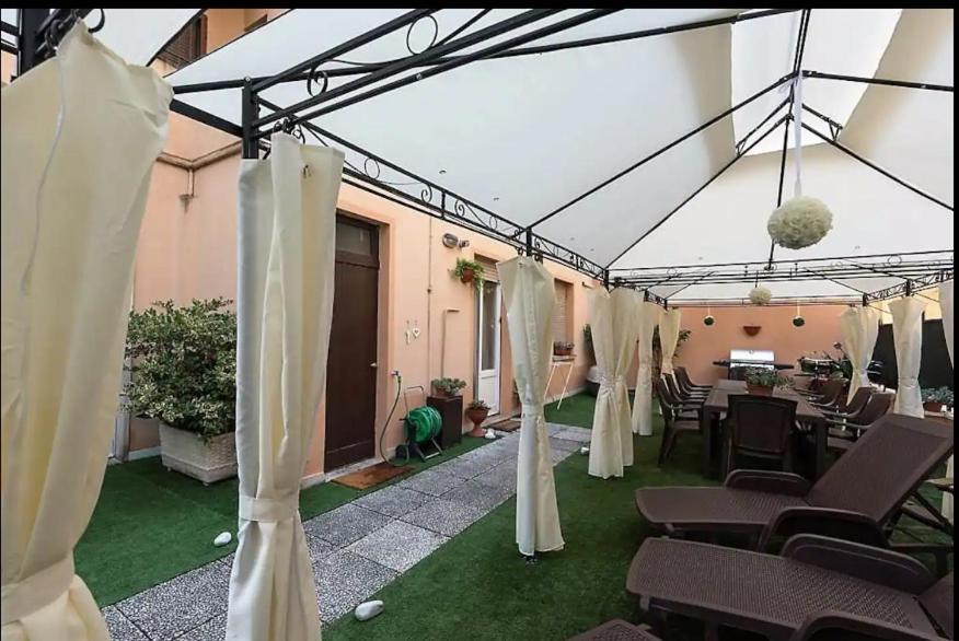 Terrazze Italiane City Center - Red Apartment Verona Exteriör bild